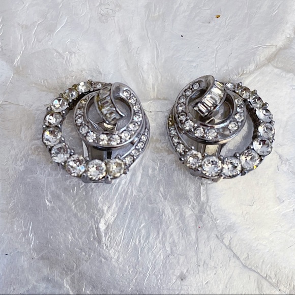 Boucher Estate Rhinestone Statement Clip Earrings - Picture 4 of 11